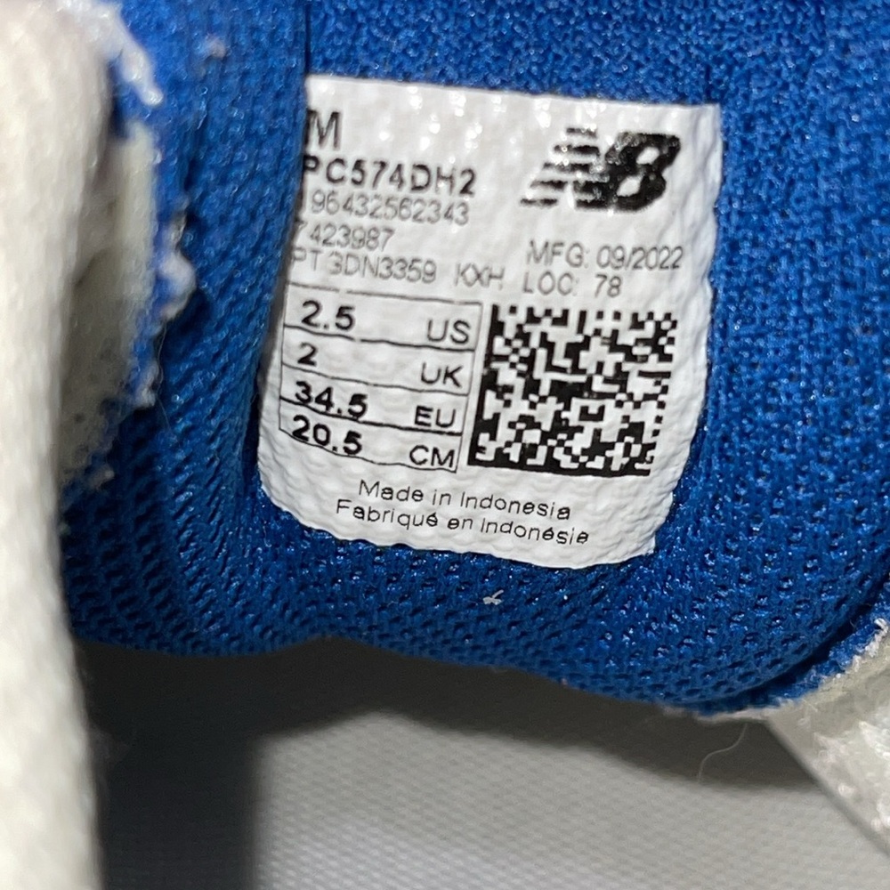 New Balance 574 - Picture 7 of 8